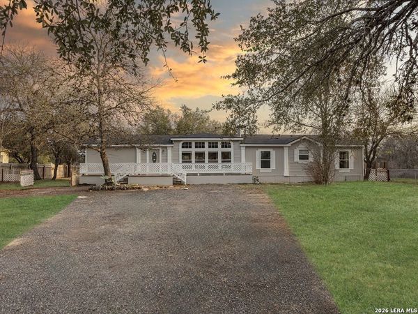 3938 Cannon Wood, Elmendorf, TX 78112