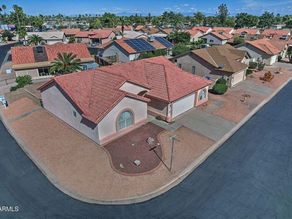 1820 E LA COSTA Drive, Chandler, AZ 85249