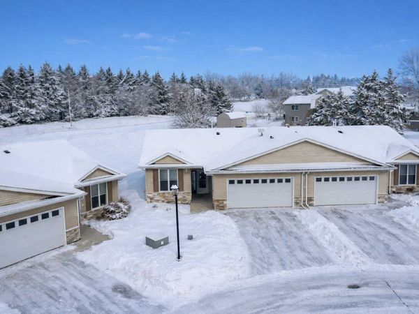 416 Buckshot Court , Kenyon, MN 55946