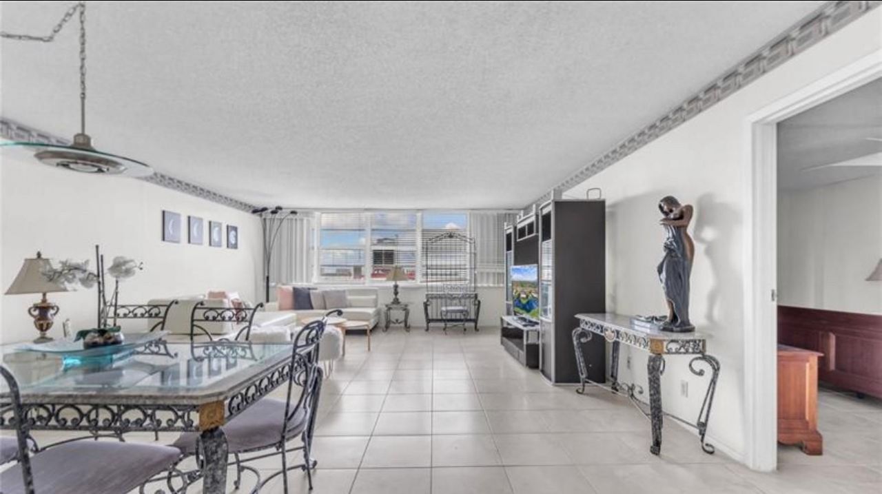 1160 N Federal Highway, Unit 1120, Fort Lauderdale, FL 33304 Photo