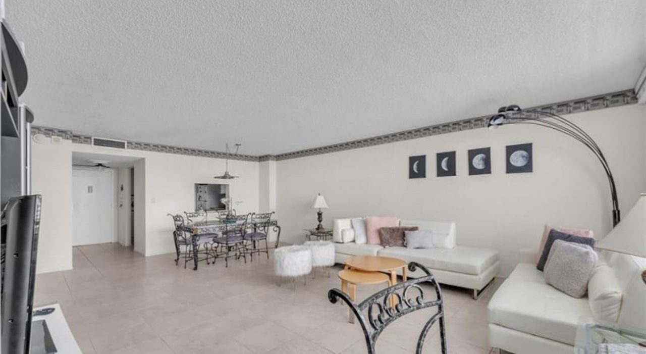 1160 N Federal Highway, Unit 1120, Fort Lauderdale, FL 33304 Photo