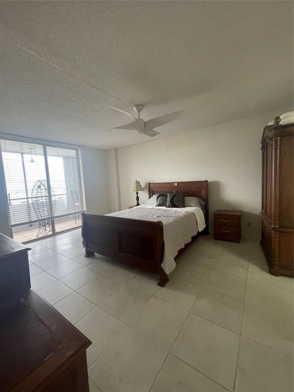 1160 N Federal Highway, Unit 1120, Fort Lauderdale, FL 33304 Photo