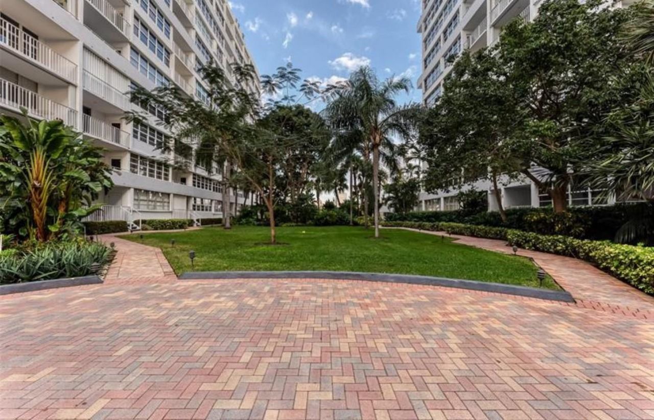 1160 N Federal Highway, Unit 1120, Fort Lauderdale, FL 33304 Photo