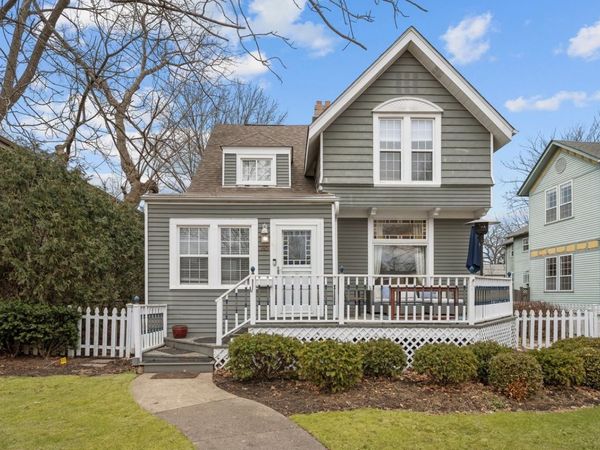 385 Park Avenue, Highland Park, IL 60035