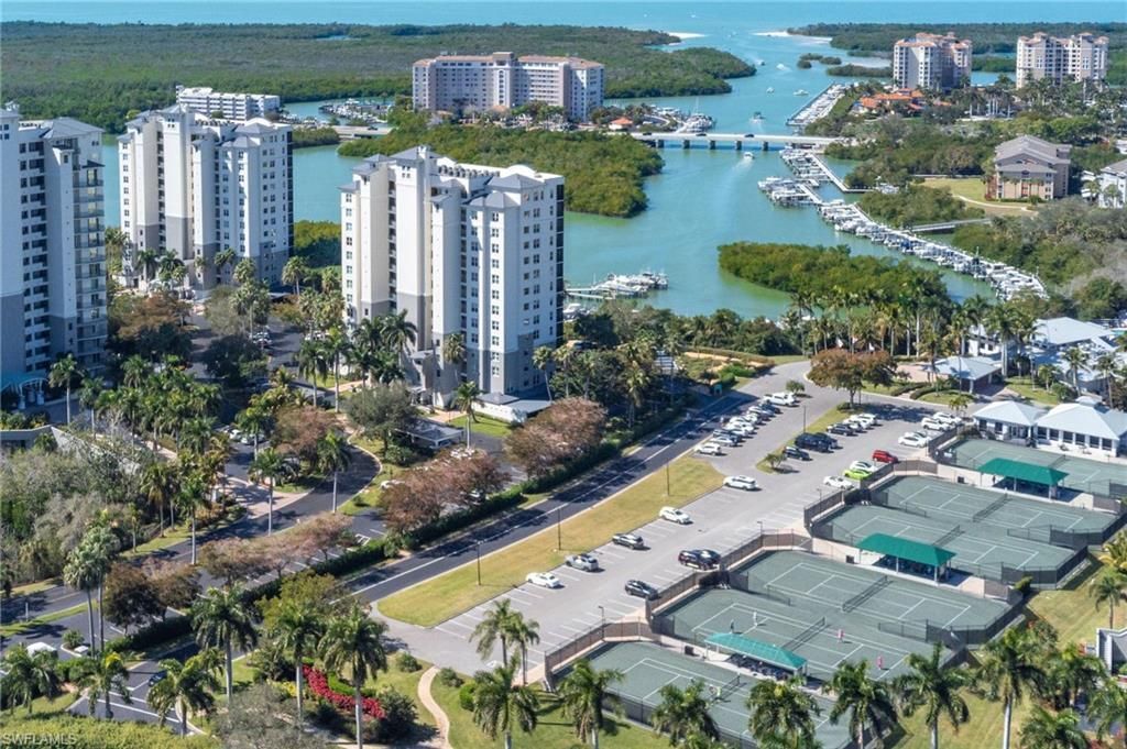 445 Cove Tower Dr, Unit 1001, Naples, FL 34110 Photo