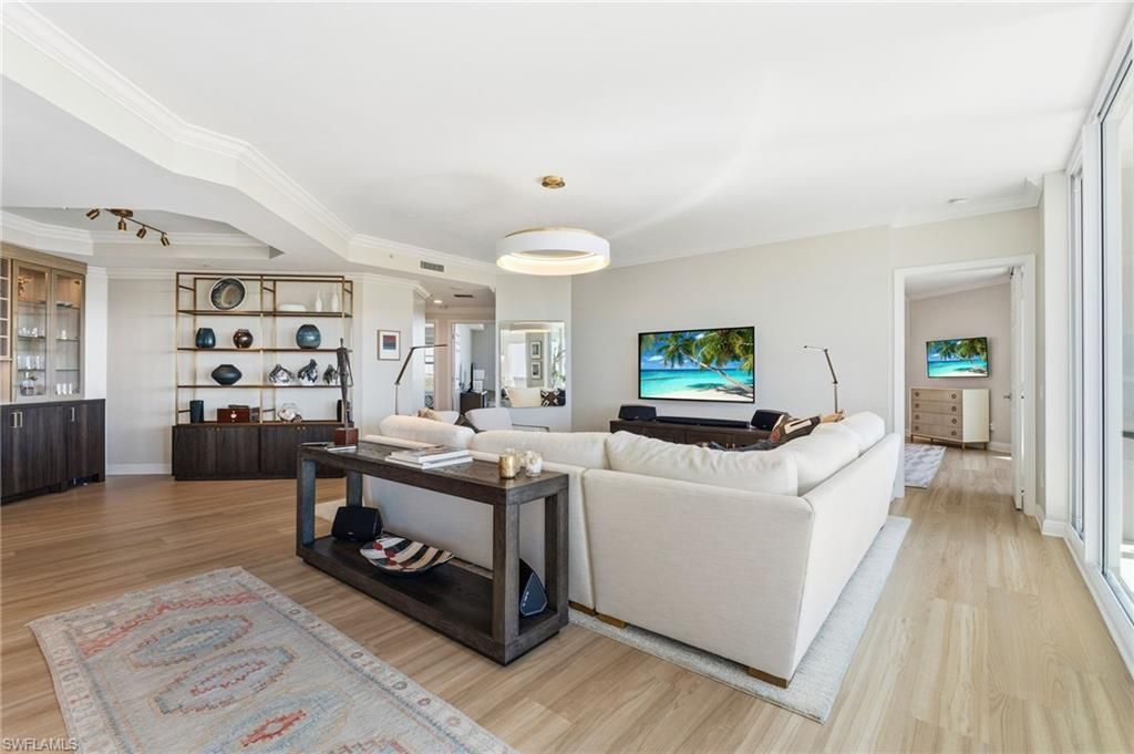 445 Cove Tower Dr, Unit 1001, Naples, FL 34110 Photo