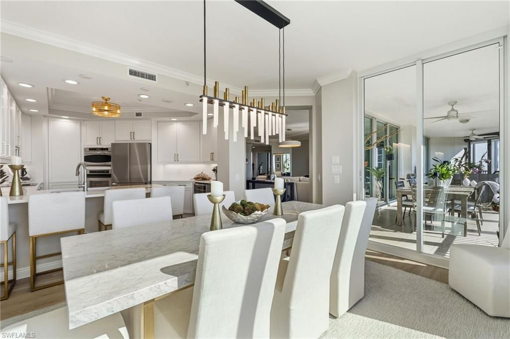 445 Cove Tower Dr, Unit 1001, Naples, FL 34110 Photo