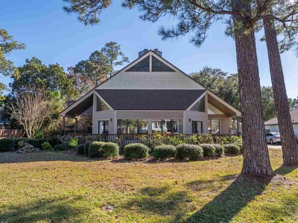 1567 Whisper Bay Blvd, Gulf Breeze, FL 32563