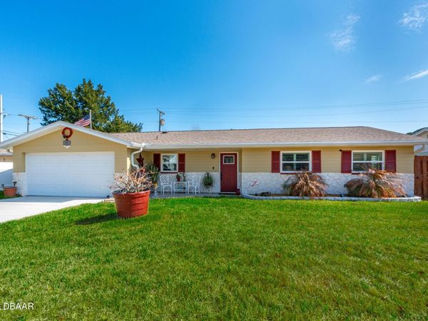 2005 Oriole Lane, South Daytona, FL 32119