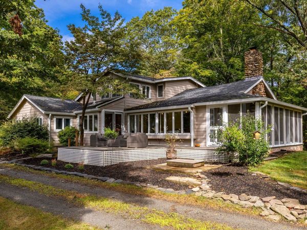 154 Wilburs, Guilford, CT 06437