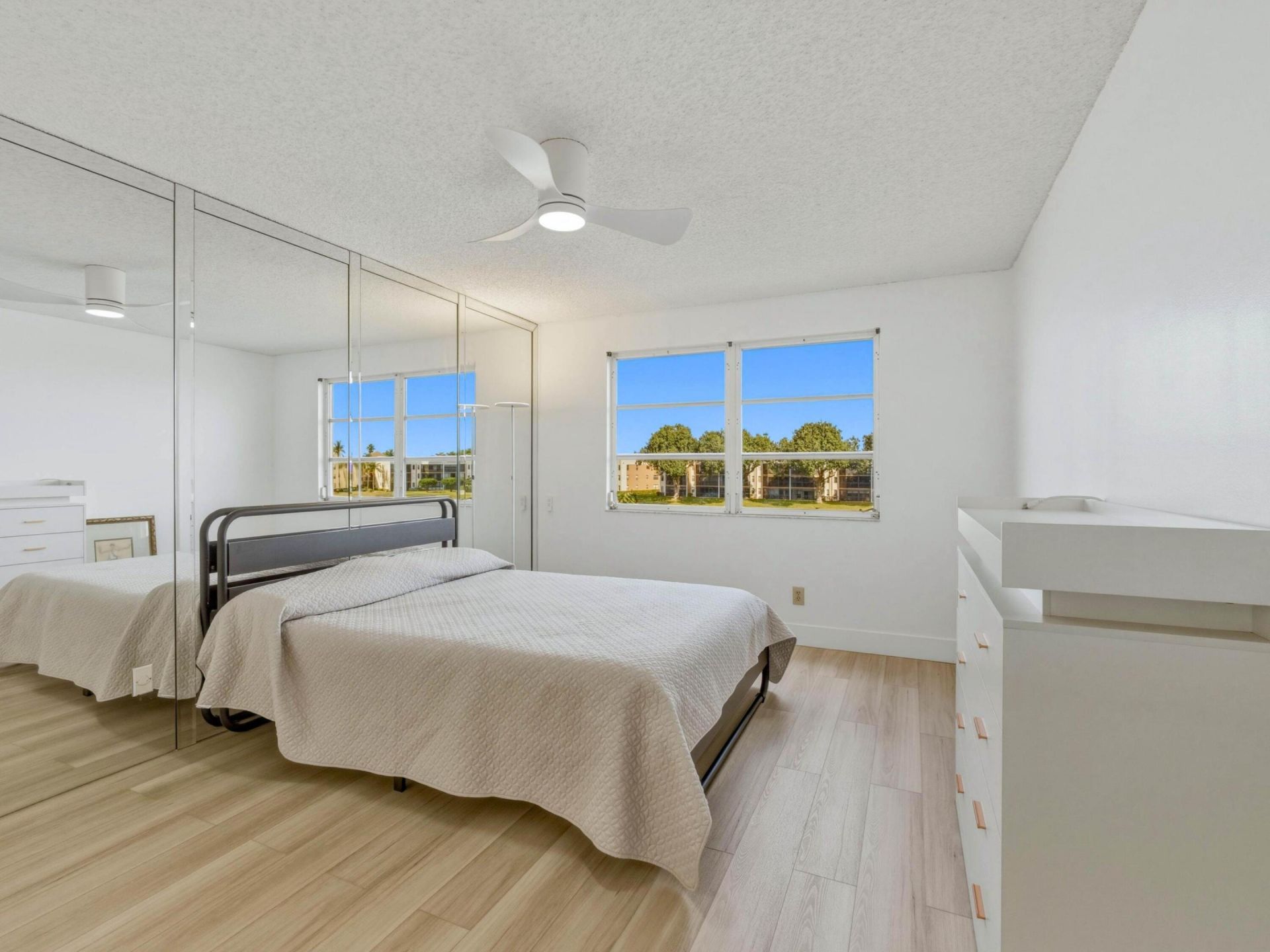 7292 S Devon Drive, Unit 302, Tamarac, FL 33321 Photo