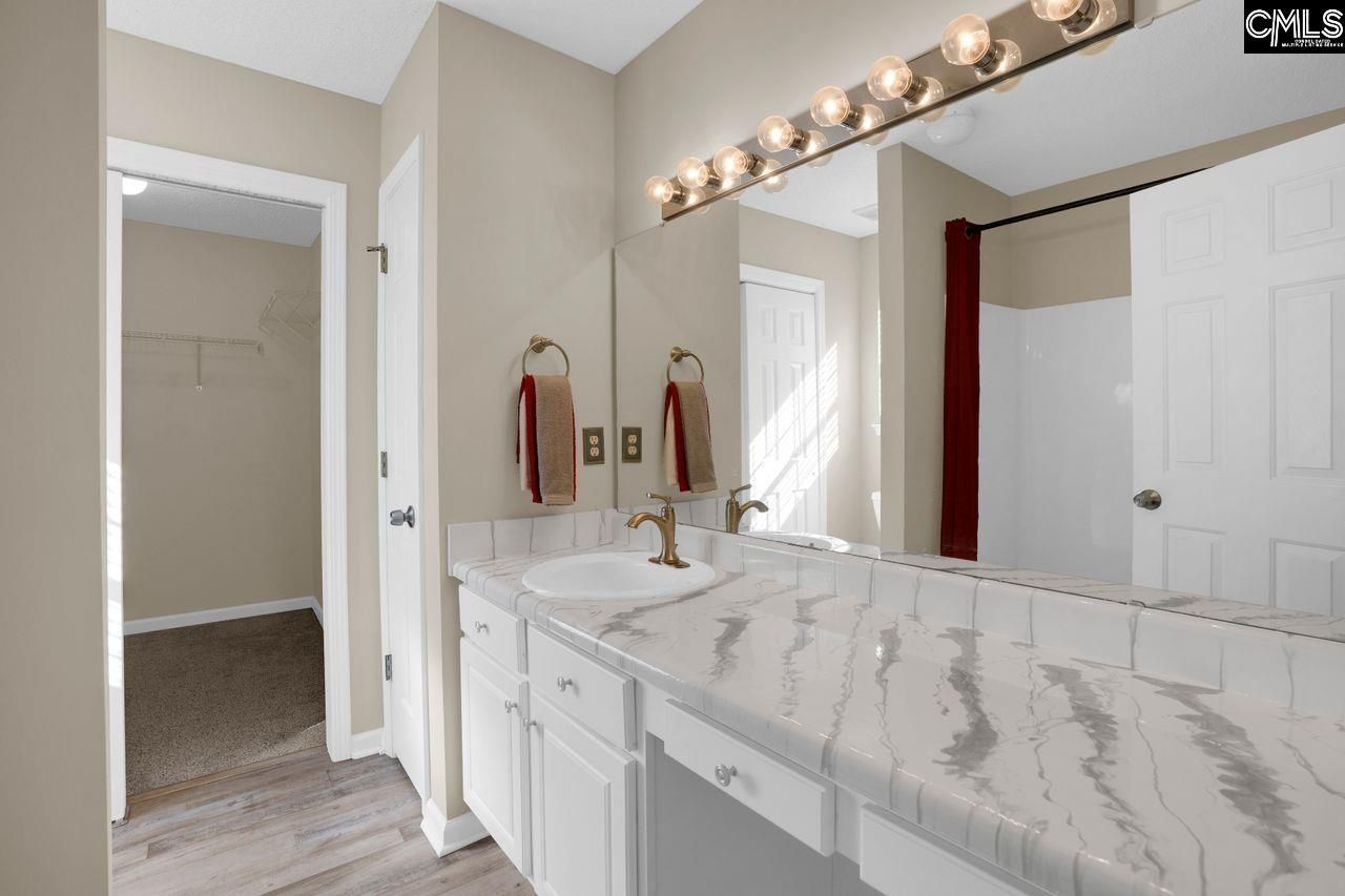 103 Spring Lake Drive Photo 14