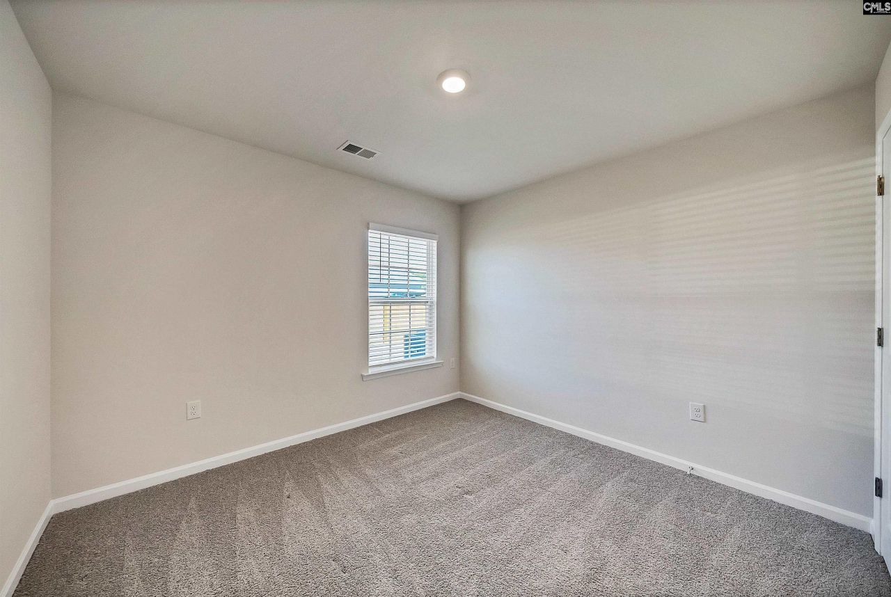 24 Maple Drive  Photo 10