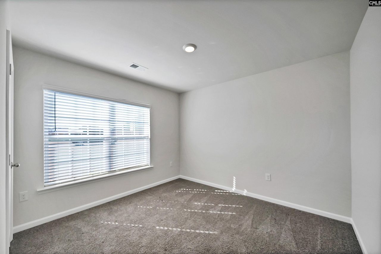 24 Maple Drive  Photo 5