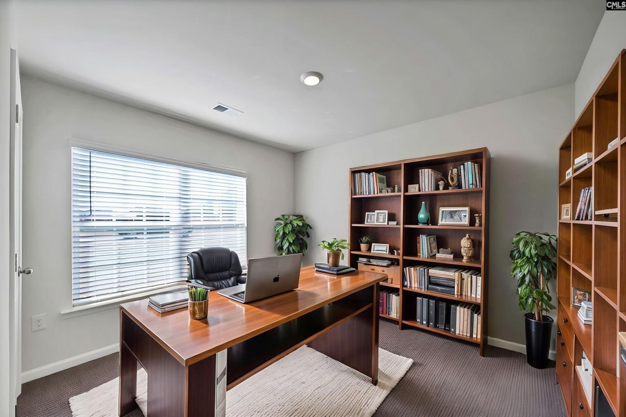 24 Maple Drive  Photo 6