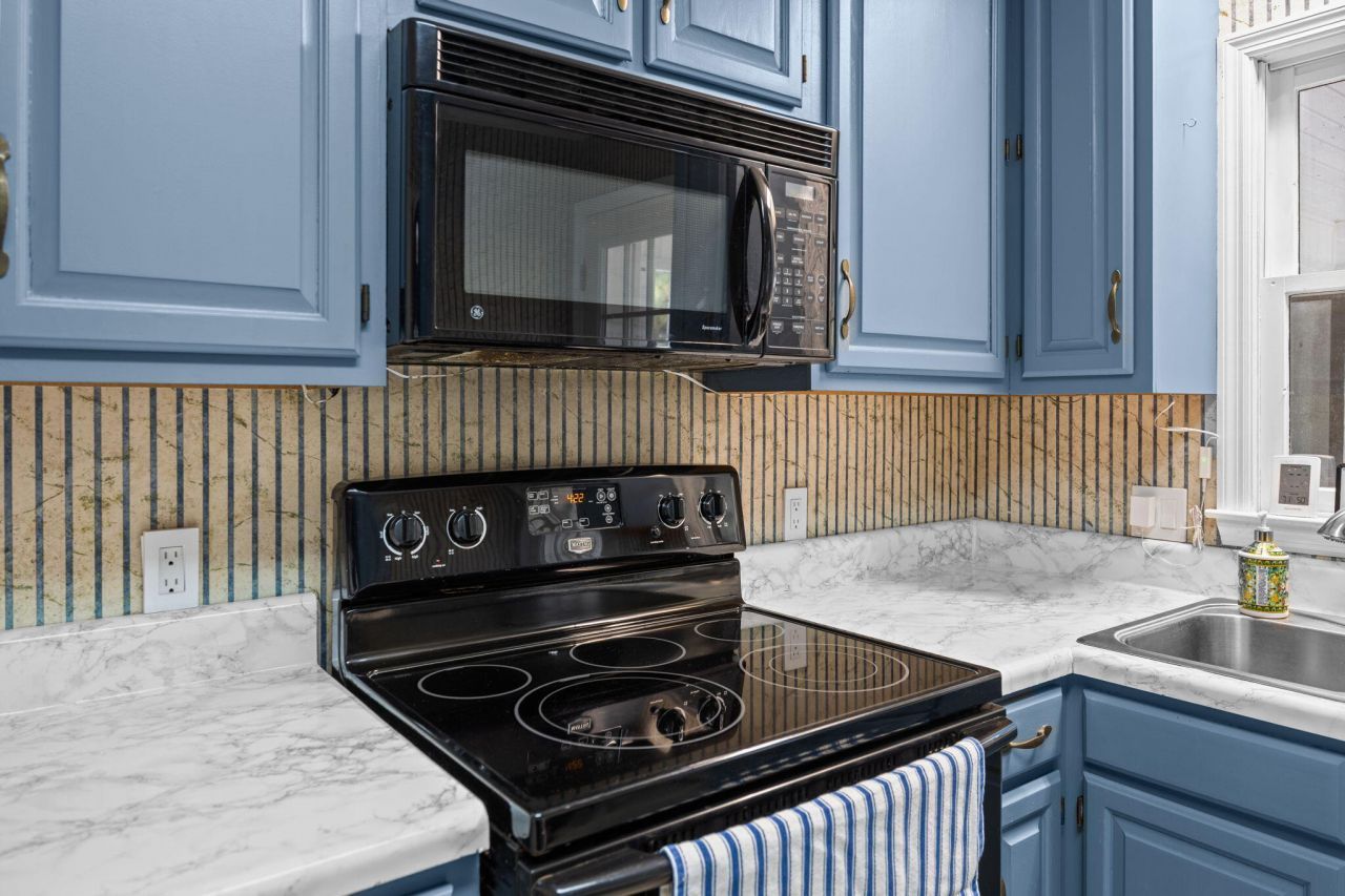 477 Grooms Road Photo 5