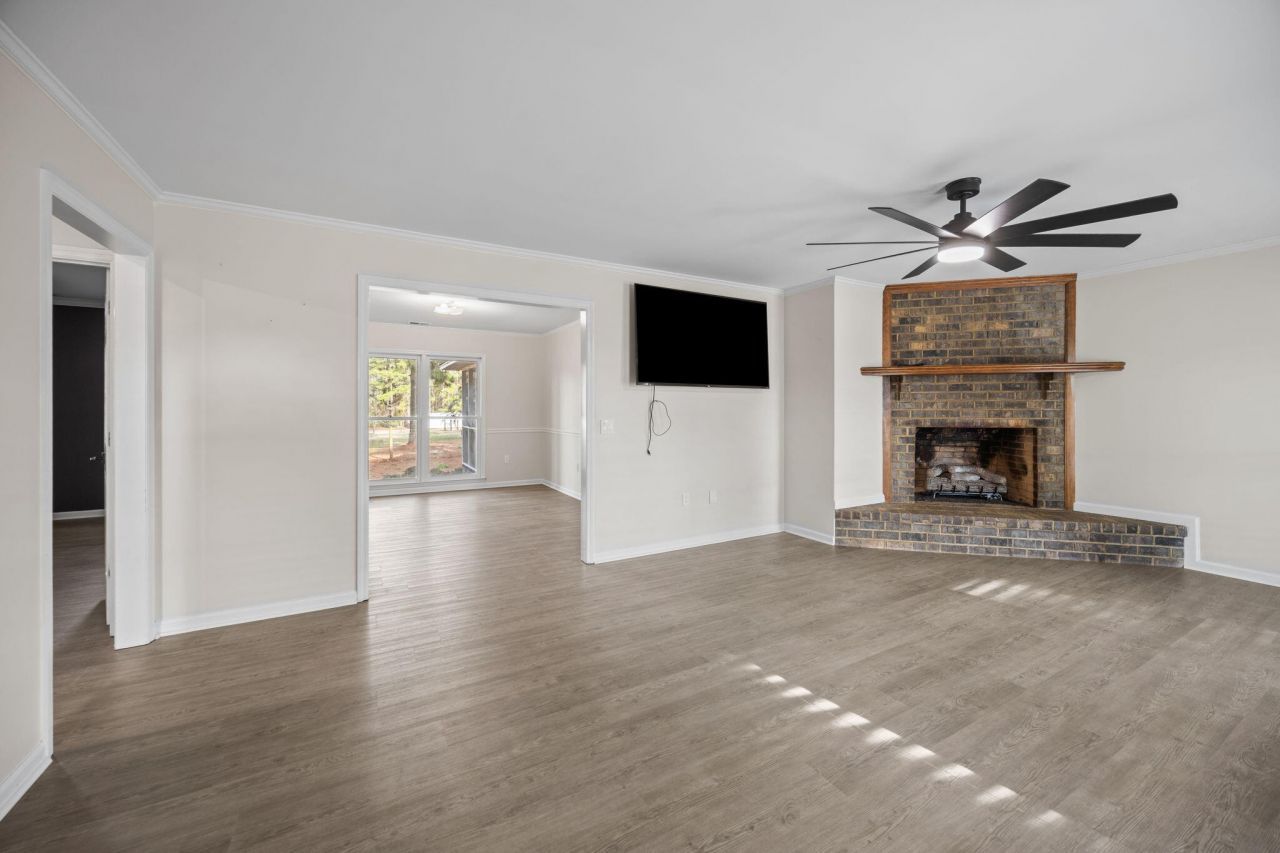 477 Grooms Road Photo 8