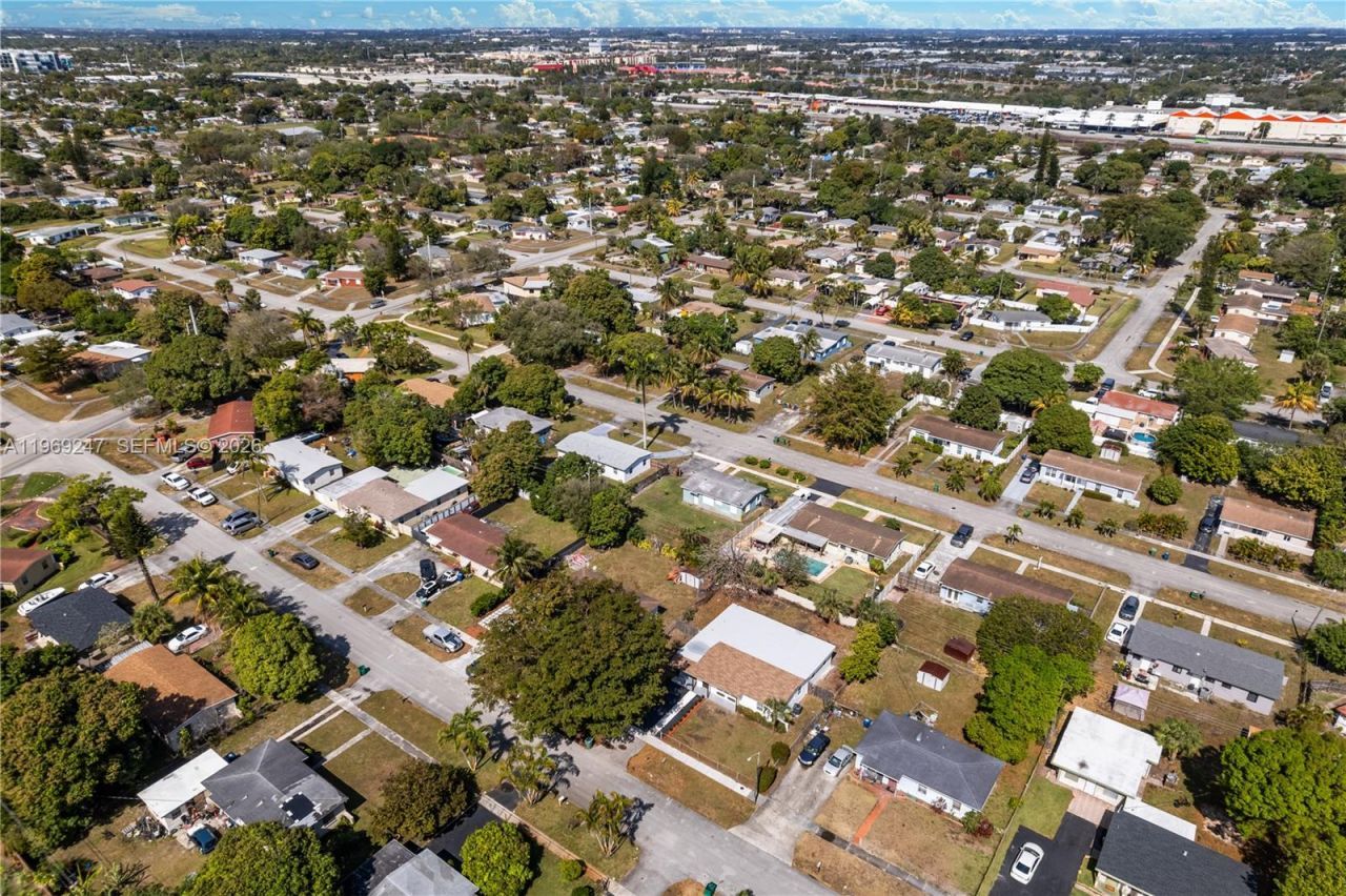 3341 NW 7th St, Lauderhill, FL 33311 Photo