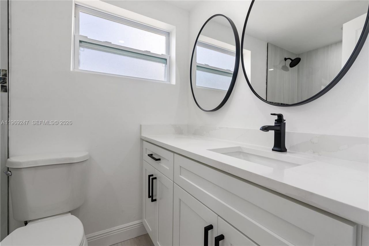 3341 NW 7th St, Lauderhill, FL 33311 Photo