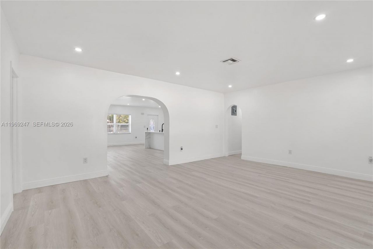 3341 NW 7th St, Lauderhill, FL 33311 Photo