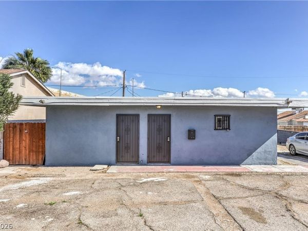 326 N 16th Street, Las Vegas, NV 89101
