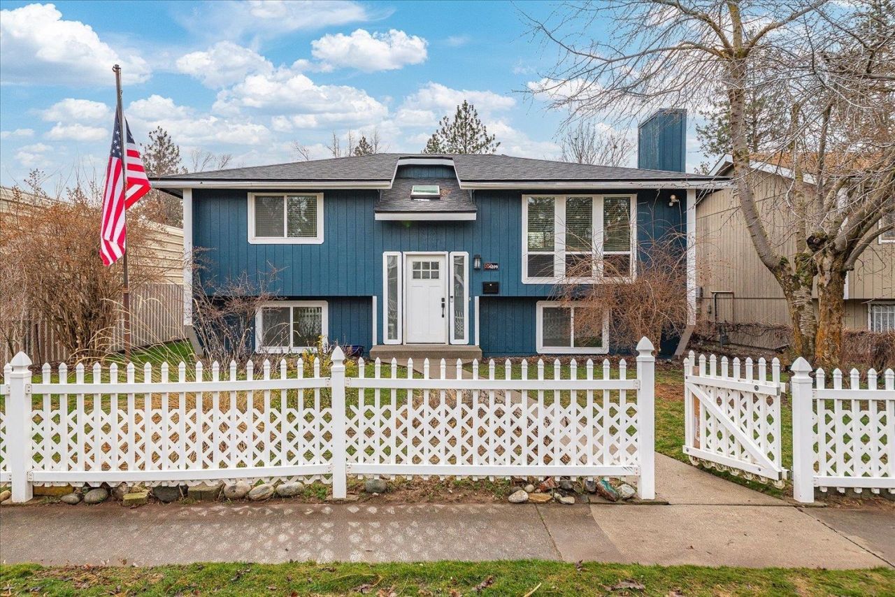 4209 W Everett Ave, Spokane, WA 99205 Main Photo
