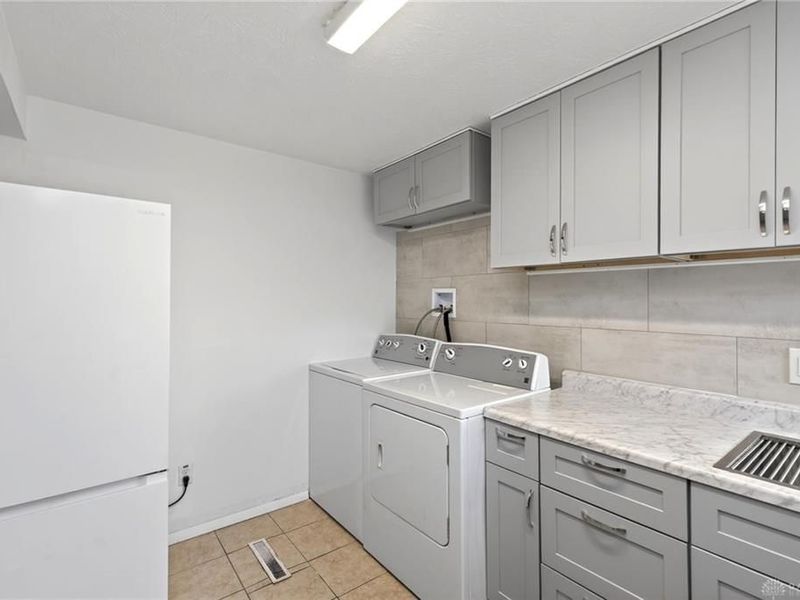 4792 Loxley Drive, West Carrollton, OH 45439 Photo 15