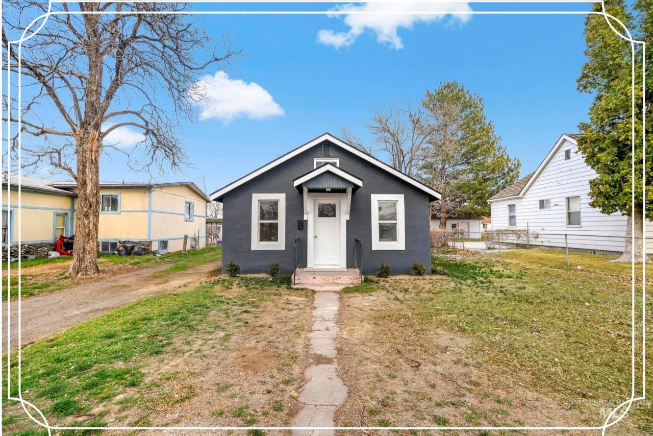 812 Broadway Ave N, Buhl, ID 83316 Main Photo