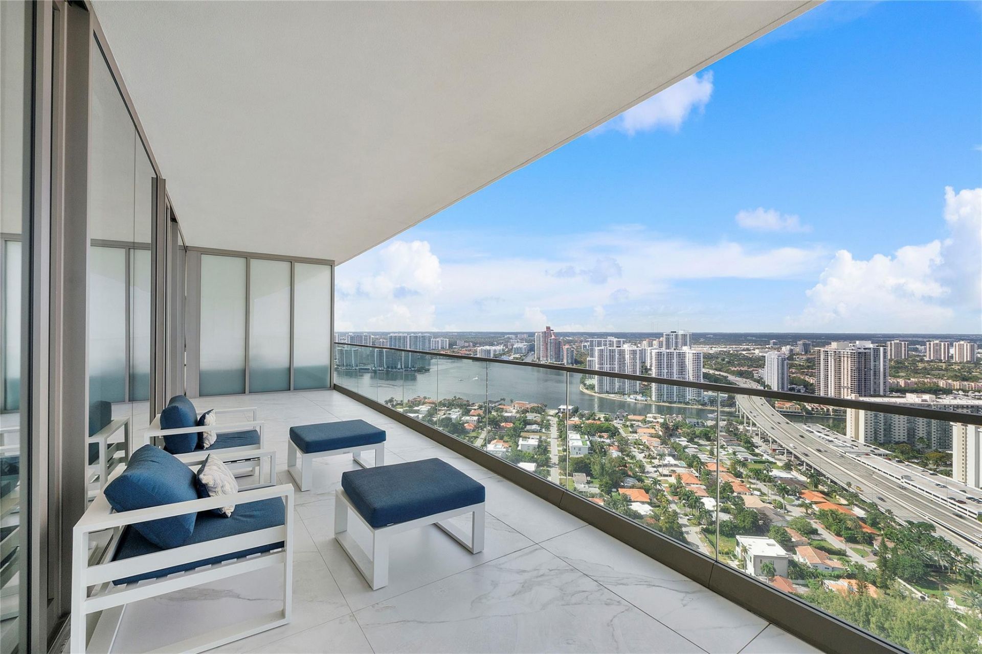 18975 Collins Avenue, Unit 3401, Sunny Isles Beach, FL 33160 Photo