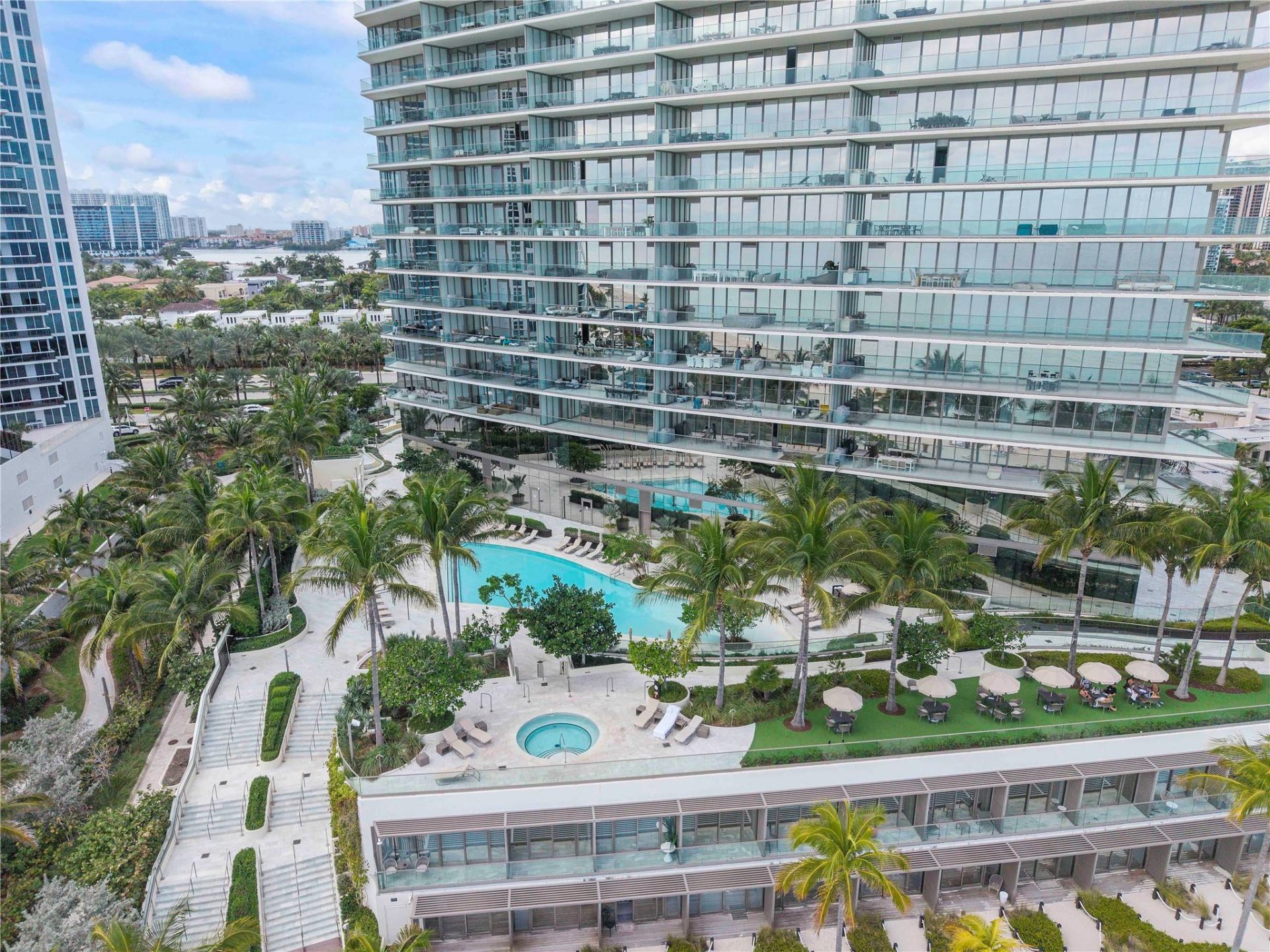 18975 Collins Avenue, Unit 3401, Sunny Isles Beach, FL 33160 Photo
