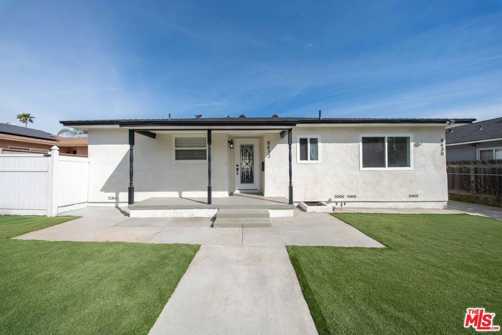 8432 Glenoaks Boulevard, Sun Valley, CA 91352 Main Photo