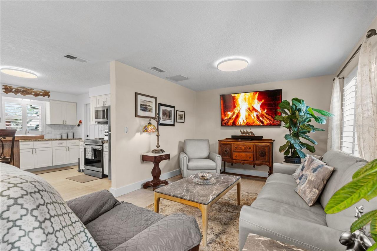 2005 Oriole Lane, South Daytona, FL 32119 Photo