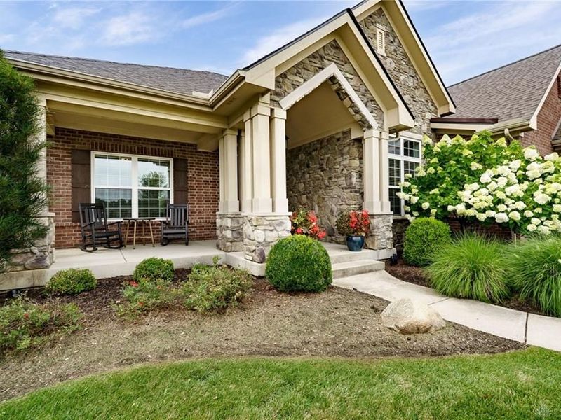 9369 Avingnon Way, Springboro, OH 45458 Photo 6