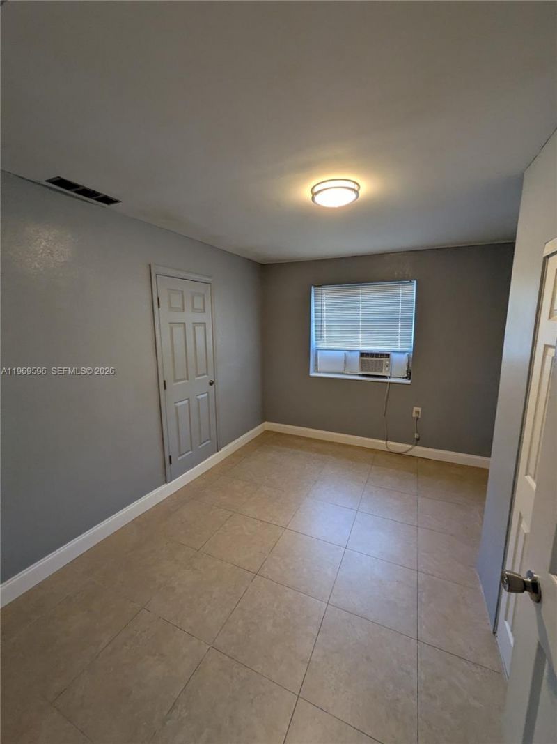 5820 NW 14th Ct, Unit 1, Sunrise, FL 33313 Photo
