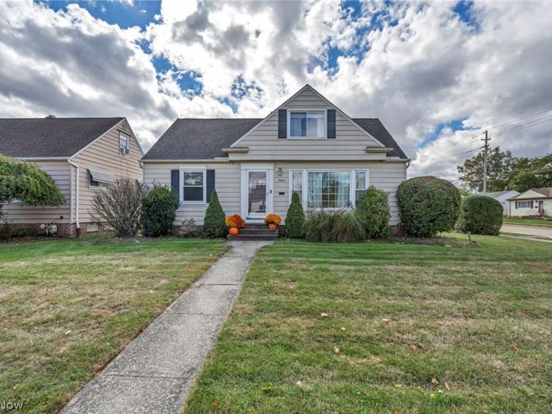 30002 Barjode Road, Willowick, OH 44095 Photo 2