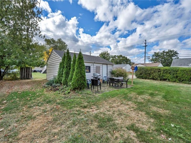 30002 Barjode Road, Willowick, OH 44095 Photo 32