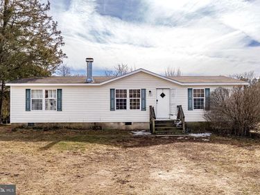 684 JOLLETT ROAD, ELKTON, VA 22827