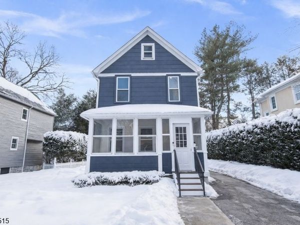 56 Harvey St, Closter, NJ 07624