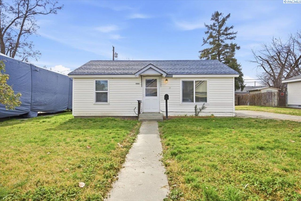 1503 W 4th Pl, Kennewick, WA 99336 Main Photo