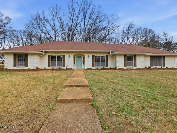 1508 Huntcliff Way, Clinton, MS 39056