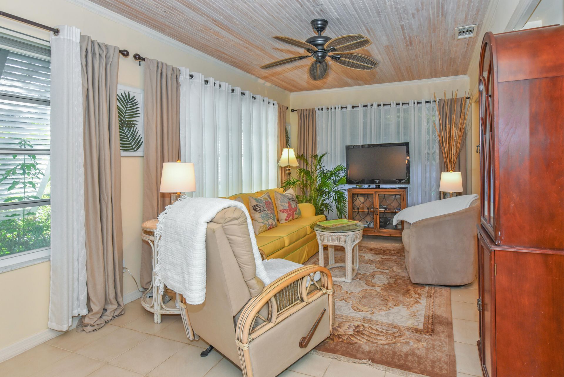 7886 SE Trenton Avenue, Hobe Sound, FL 33455 Photo