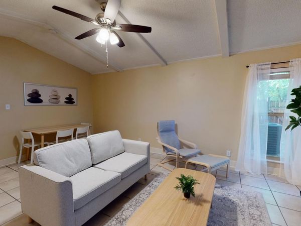 9104 Quail Creek DR, Unit A, Austin, TX 78758