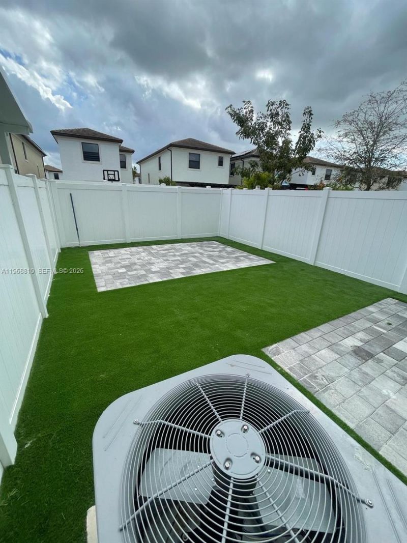 3436 W 111th Pl, Hialeah, FL 33018 Photo