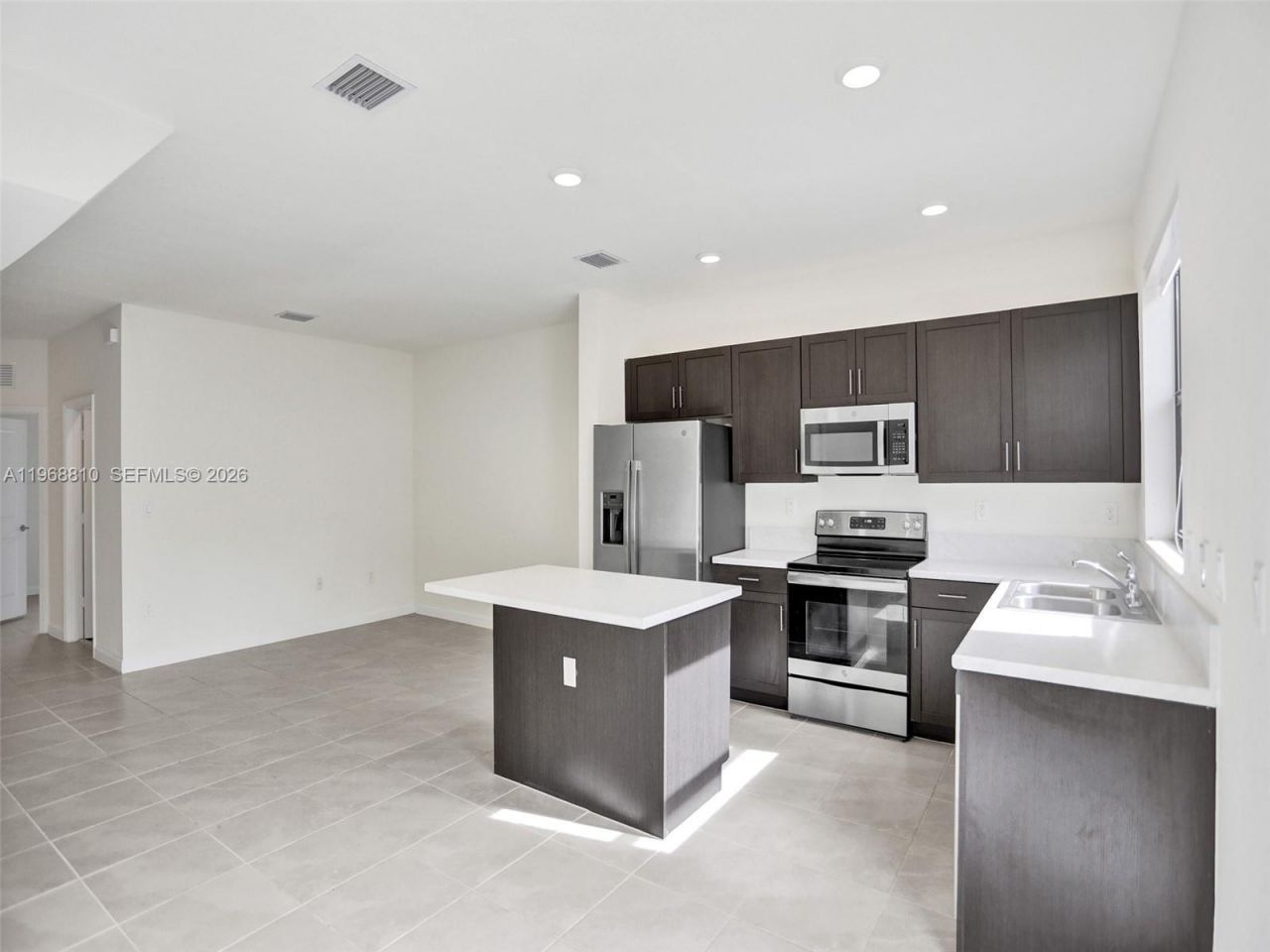 3436 W 111th Pl, Hialeah, FL 33018 Photo