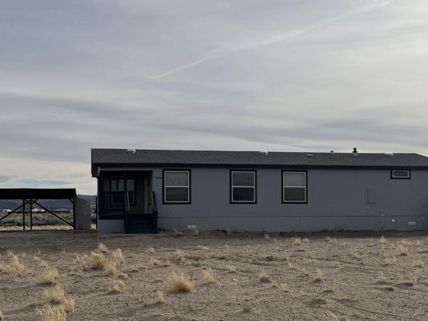 2655 E 6th Street, Silver Springs, NV 89429