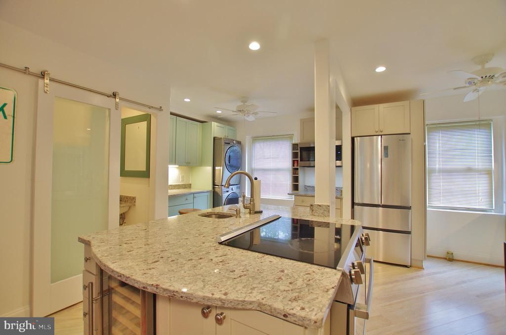 2407 Arlington Boulevard, Unit 102, Arlington, VA 22201 Main Photo