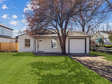 2816 Barnes Bridge Road, Dallas, TX 75228