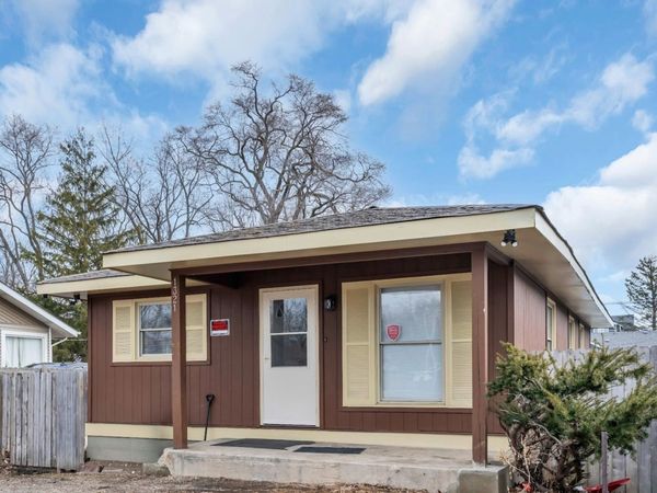 1321 N Cedar Lake Road, Round Lake Beach, IL 60073