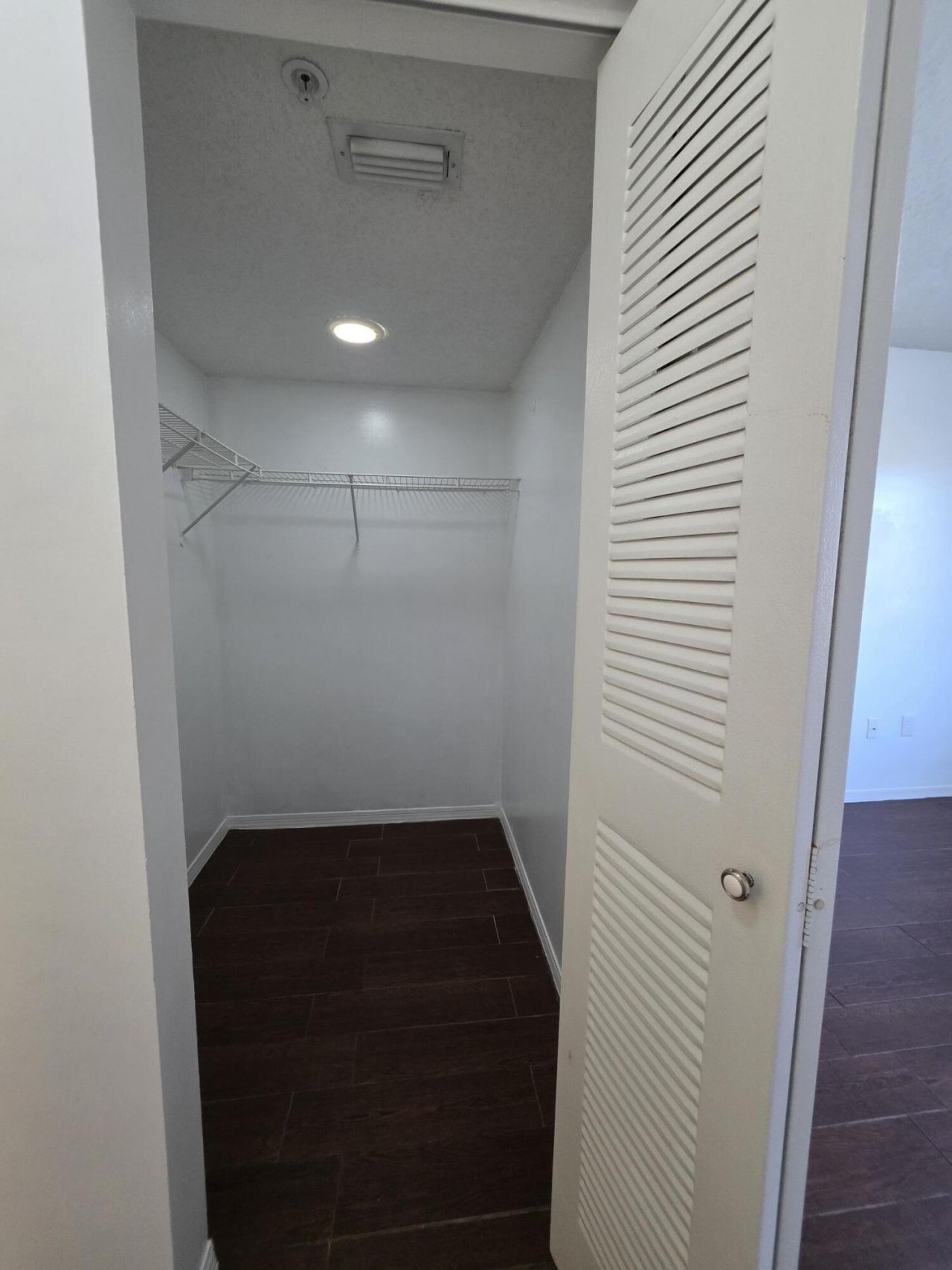 4175 N Haverhill Road, Unit 907, West Palm Beach, FL 33417 Photo