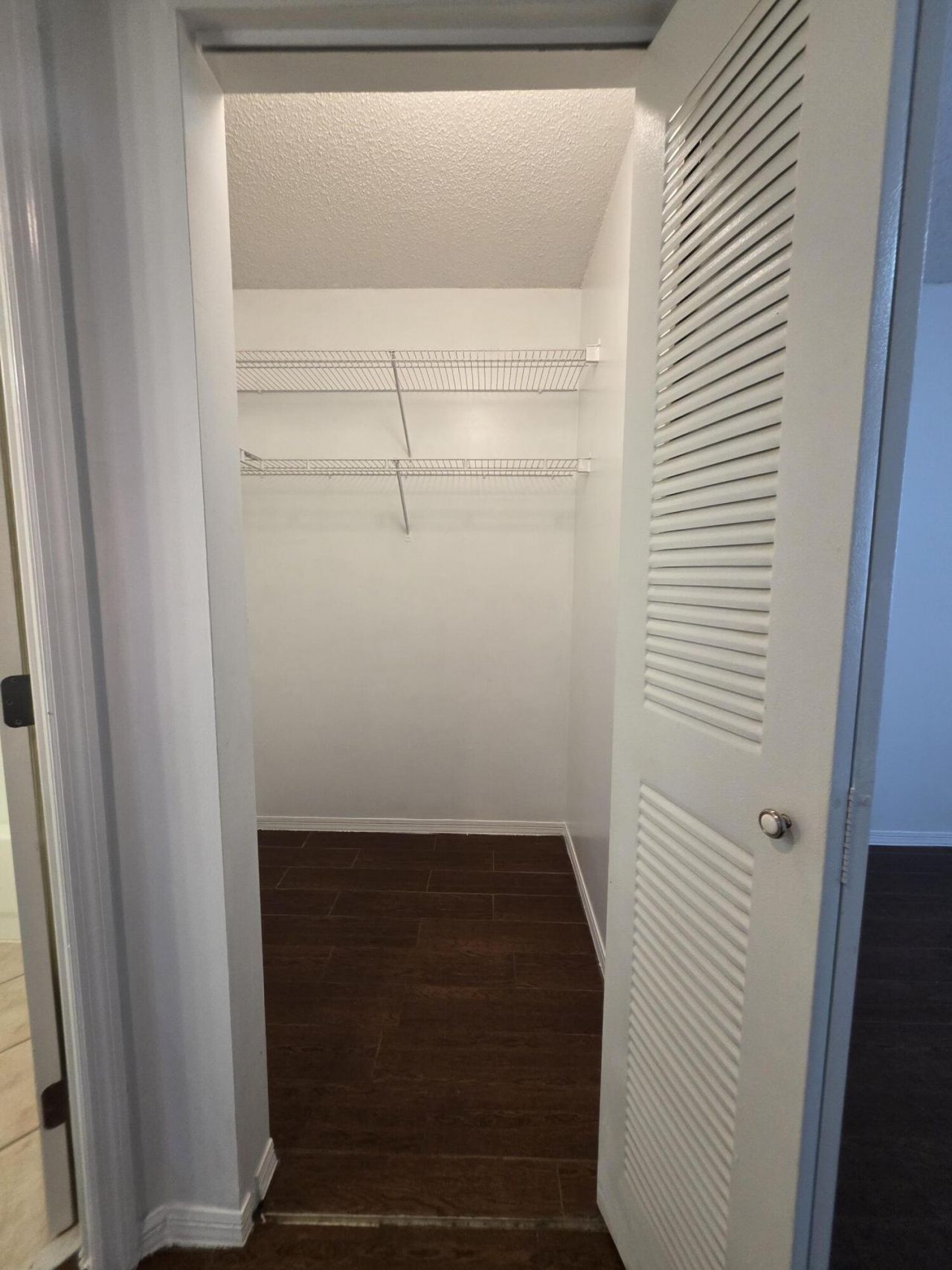 4175 N Haverhill Road, Unit 907, West Palm Beach, FL 33417 Photo